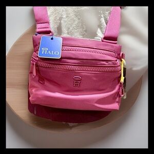 NWT Halo Crossbody bag –‎ small – pink - multi pocket – adjustable strap